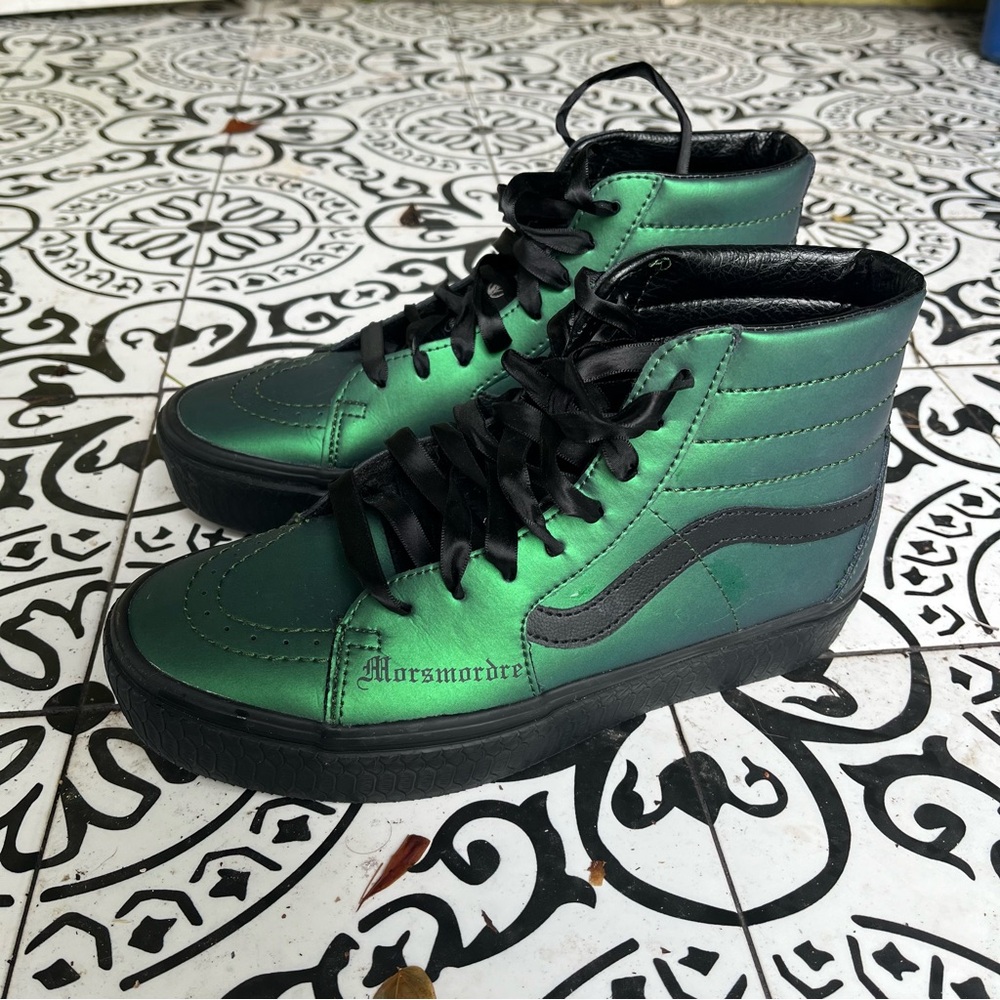 Harry Potter Slytherin Vans Women’s 8.5 Men’s 7, High-Top Skate Shoes